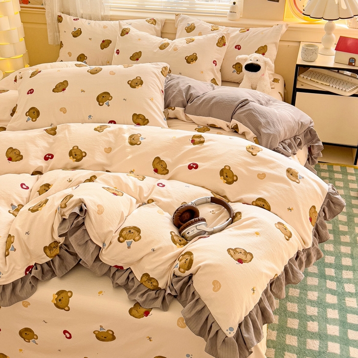 91家纺网 家纺一手货源 找家纺 纽缦家纺 2025新款云感提花双层纱韩版四件套 奇妙小熊米