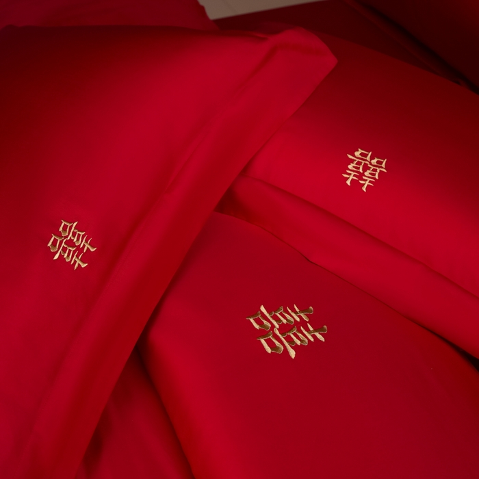 91家纺网 家纺一手货源 找家纺 （总）秀色家纺 2025新款高档100支新疆长绒棉婚庆四件套纯棉喜被全棉大红色结婚床单被套-囍