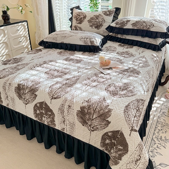 91家纺网 家纺一手货源 找家纺 金盛皇朝家纺 2025新款法式赫本风大花卉床盖四件套 枝叶扶苏