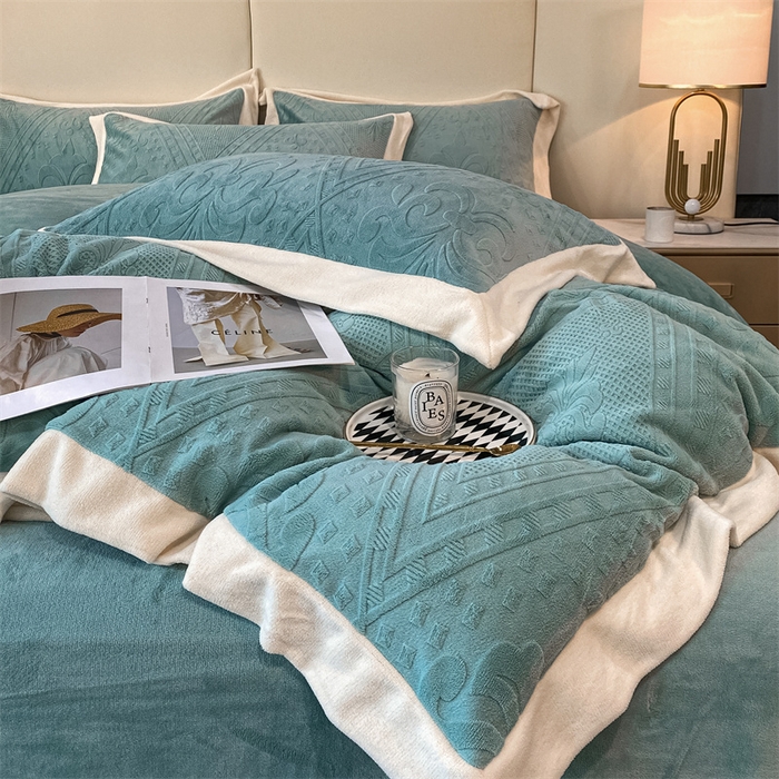 91家纺网 家纺一手货源 找家纺 金喜 2025新款高品质牛奶绒拼角四件套 南法假日-豆绿