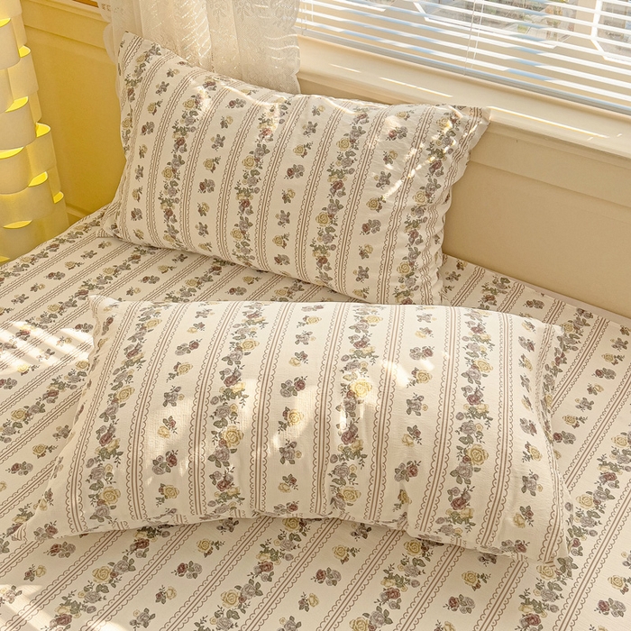 91家纺网 家纺一手货源 找家纺 纽缦家纺 2025新款云感提花双层纱韩版四件套 玫瑰哒