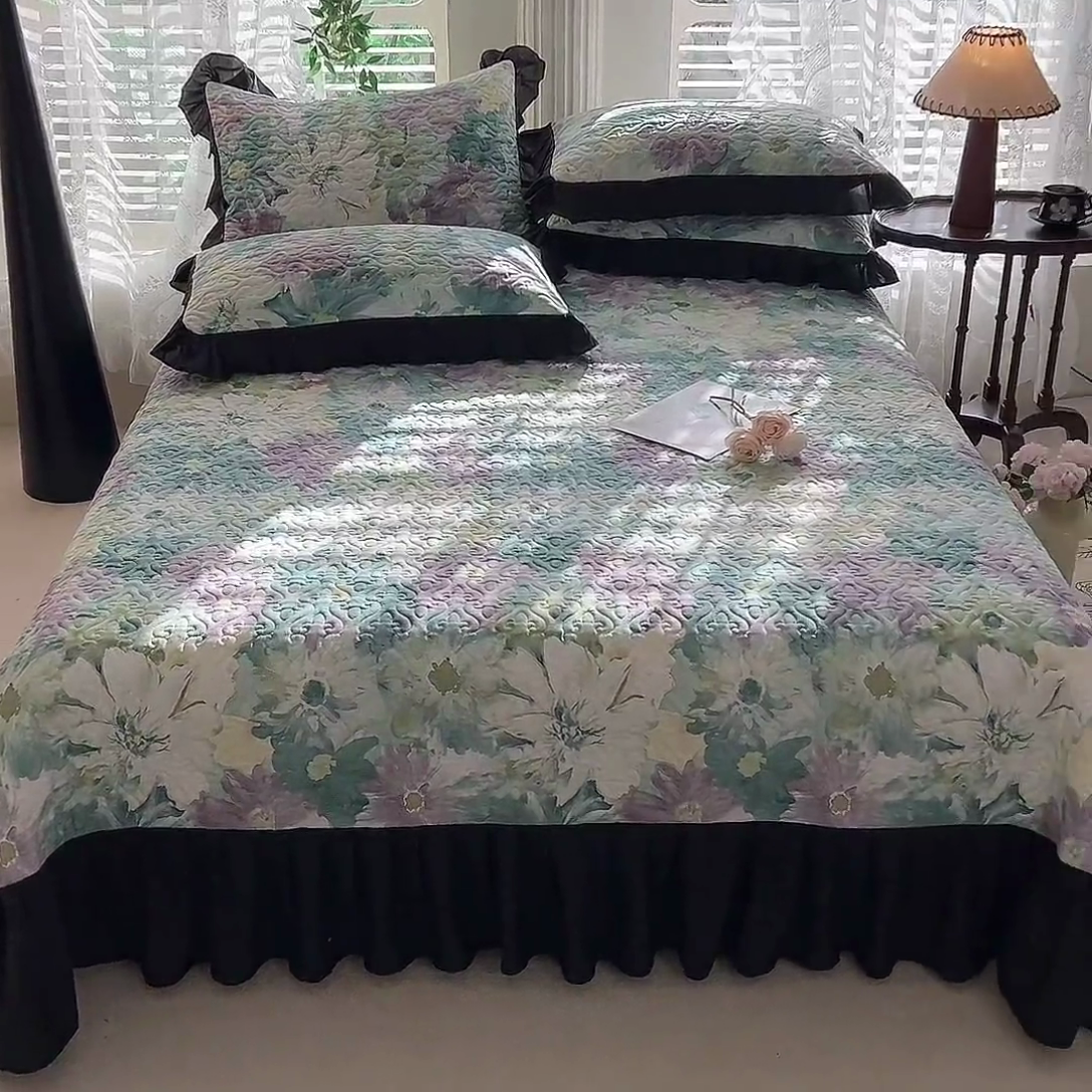 91家纺网 家纺一手货源 找家纺 金盛皇朝家纺 2025新款法式赫本风大花卉床盖四件套 水墨轻舞