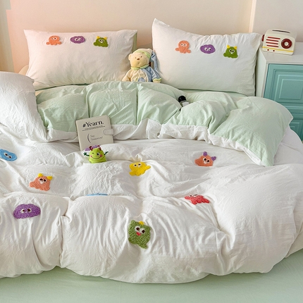 91家纺网 家纺一手货源 找家纺 韩巢家纺  2025超柔水洗棉毛巾绣床上用品四件套-小精灵系列（提供卖家秀 ） 小精灵白绿