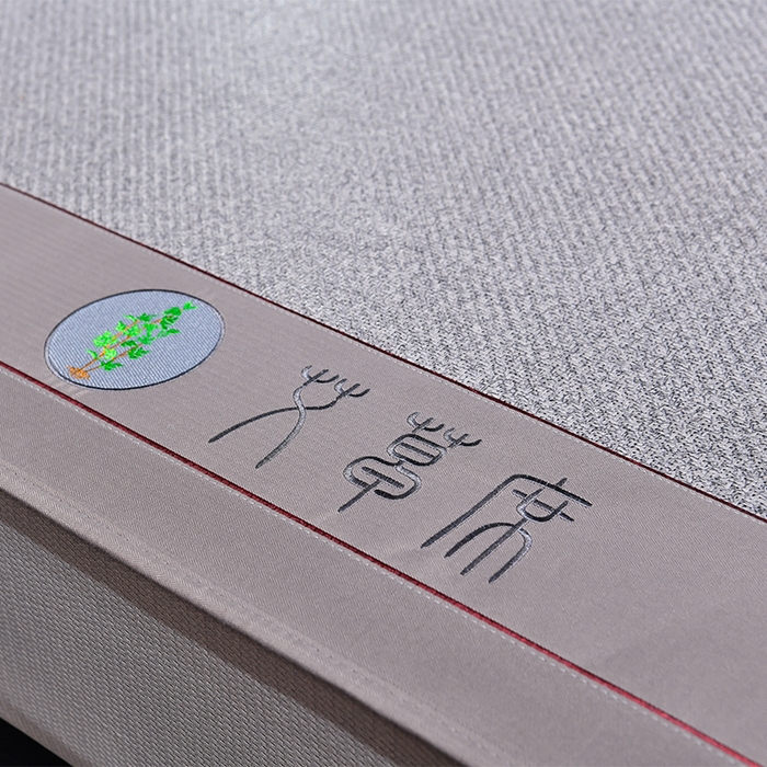 91家纺网 家纺一手货源 找家纺 小牛席业 2025新款加厚款-经典艾草养生席（床笠款）凉席藤席冰藤席冰丝席竹席草席空调席乳胶席豆豆席 艾草养生席-床笠款-灰色