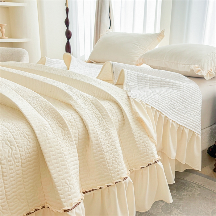 91家纺网 家纺一手货源 找家纺 恒爱家纺 2025糯糯棉庄生梦蝶单床盖 庄生梦蝶-米黄