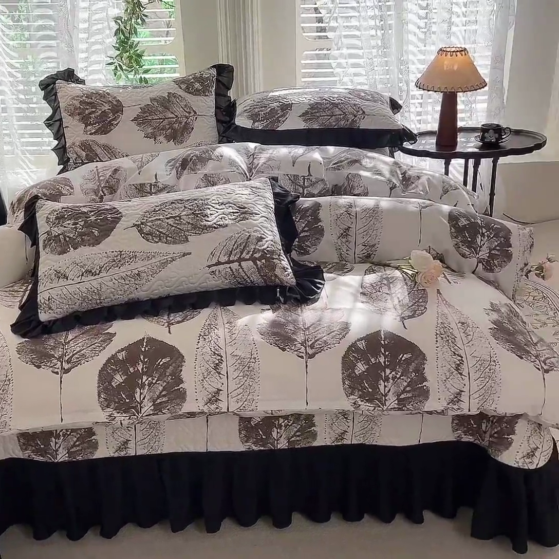 91家纺网 家纺一手货源 找家纺 金盛皇朝家纺 2025新款法式赫本风大花卉床盖四件套 枝叶扶苏