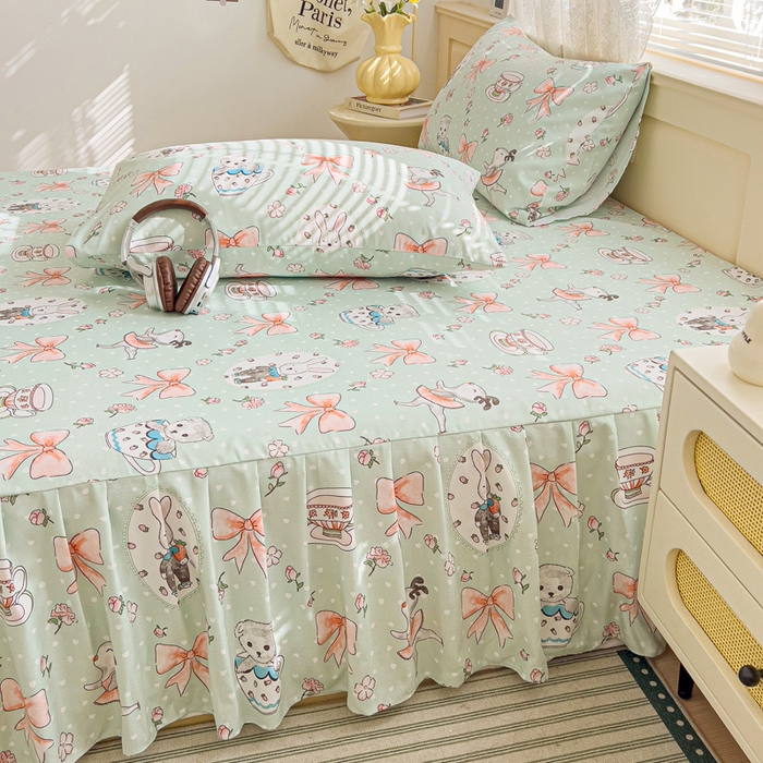 91家纺网 家纺一手货源 找家纺 极梦家纺（支持定制）  2025新款春秋130克加厚植物羊绒磨毛印花单床裙三件套 出享时光