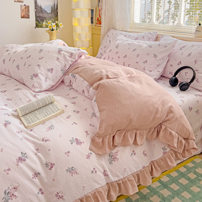 91家纺网 家纺一手货源 找家纺 纽缦家纺 2025新款云感提花双层纱韩版四件套 葡萄七分甜