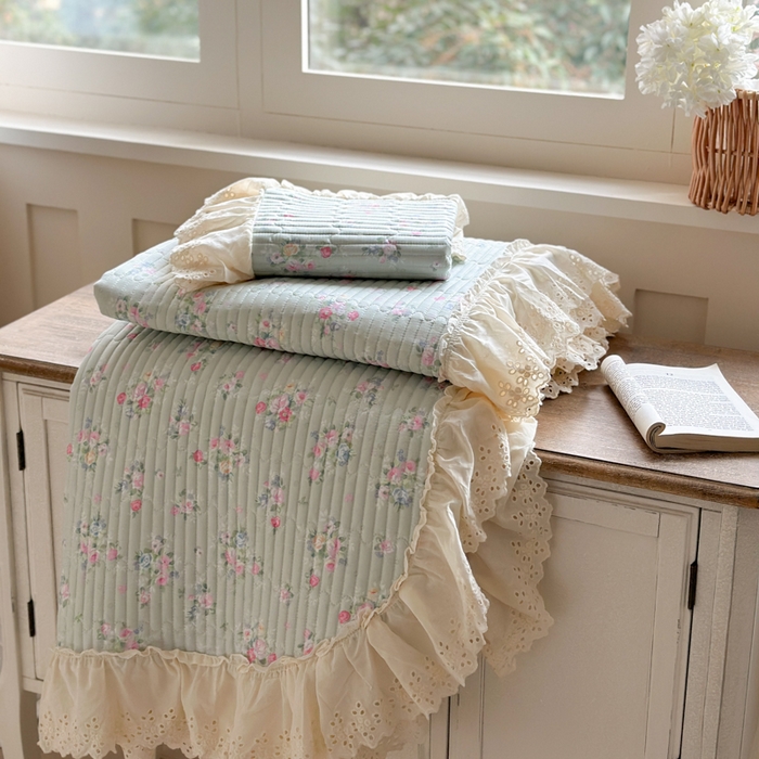 91家纺网 家纺一手货源 找家纺 金丝鸟 2025全棉镂空白色花边款韩式床盖 夏满