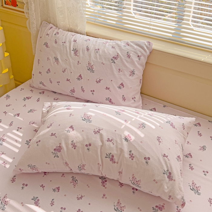 91家纺网 家纺一手货源 找家纺 纽缦家纺 2025新款云感提花双层纱韩版四件套 葡萄七分甜