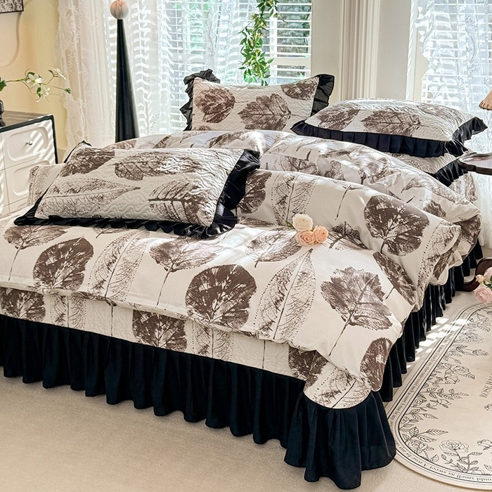 91家纺网 家纺一手货源 找家纺 金盛皇朝家纺 2025新款法式赫本风大花卉床盖四件套 枝叶扶苏