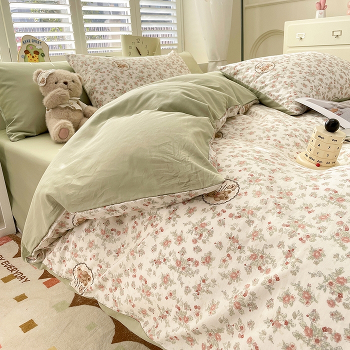 91家纺网 家纺一手货源 找家纺 丫丫家纺   2025全棉13070单被套印花小清新卡通碎花纯棉单品被套枕套（有预缩售后无忧 免费提供买家秀） 碎花小熊