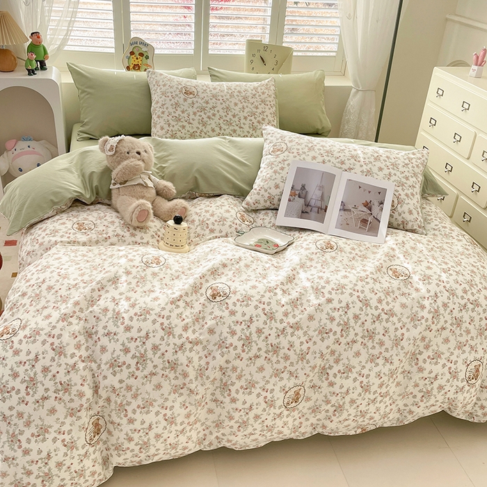 91家纺网 家纺一手货源 找家纺 丫丫家纺  2025新款13070全棉喷气小清新印花单品套件系列-四件套 碎花小熊