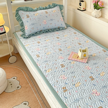 91家纺网 家纺一手货源 找家纺 （总）纽缦家纺 2025新款云感提花双层纱学生床垫