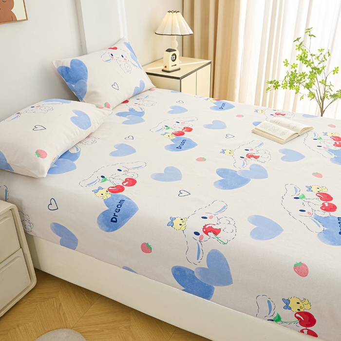 91家纺网 家纺一手货源 找家纺 棉乐町家居  2025新款原棉粗布床笠 樱桃笑脸兔