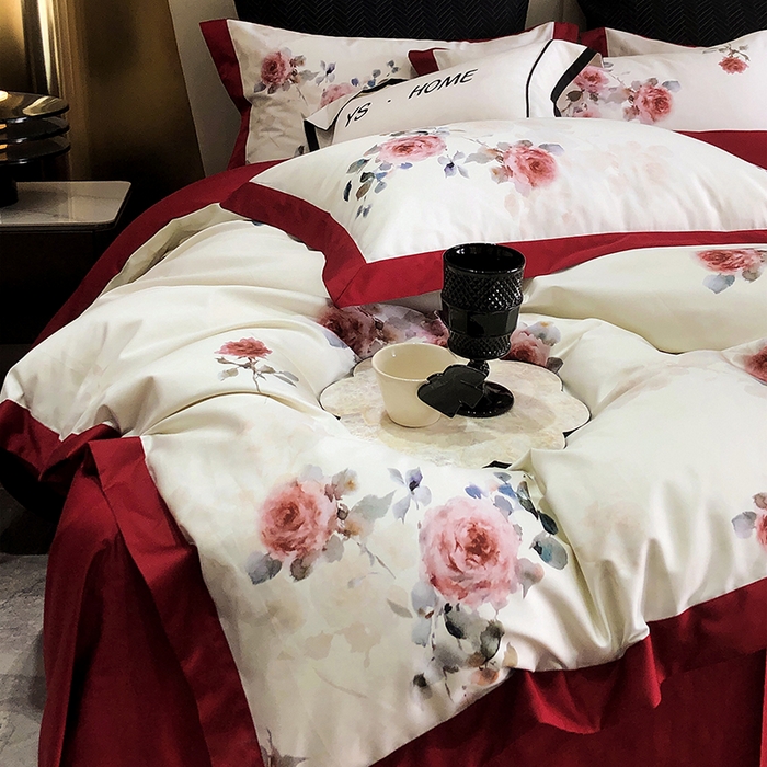 91家纺网 家纺一手货源 找家纺 薏思家纺 2025新款100支长绒棉数码印花飞边款四件套 满堂红