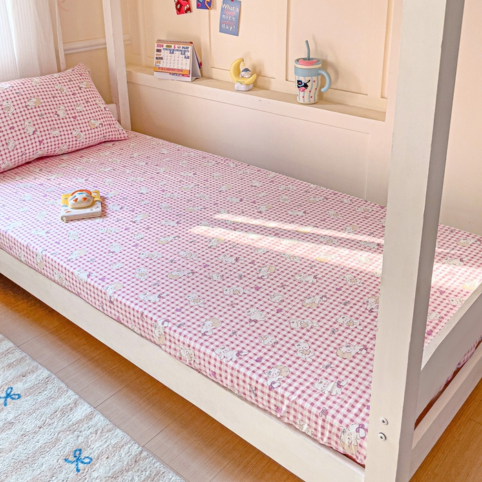 91家纺网 家纺一手货源 找家纺 纽缦家纺 2025新款云感提花双层纱学生床笠 猫猫晚宴