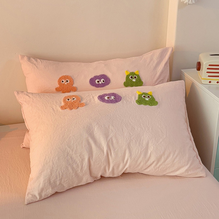 91家纺网 家纺一手货源 找家纺 韩巢家纺  2025超柔水洗棉毛巾绣床上用品四件套-小精灵系列（提供卖家秀 ） 小精灵浅粉