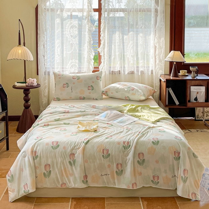 91家纺网 家纺一手货源 找家纺 小禹仔 2025新款针织凉感丝印花夏被夏凉被 夏花绿