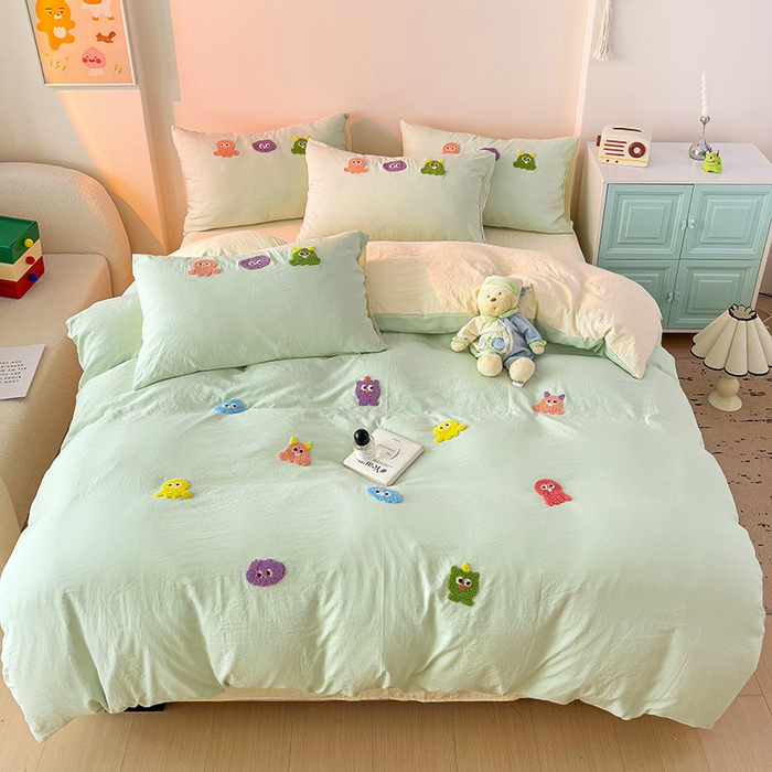 91家纺网 家纺一手货源 找家纺 韩巢家纺  2025超柔水洗棉毛巾绣床上用品四件套-小精灵系列（提供卖家秀 ） 小精灵浅黄绿