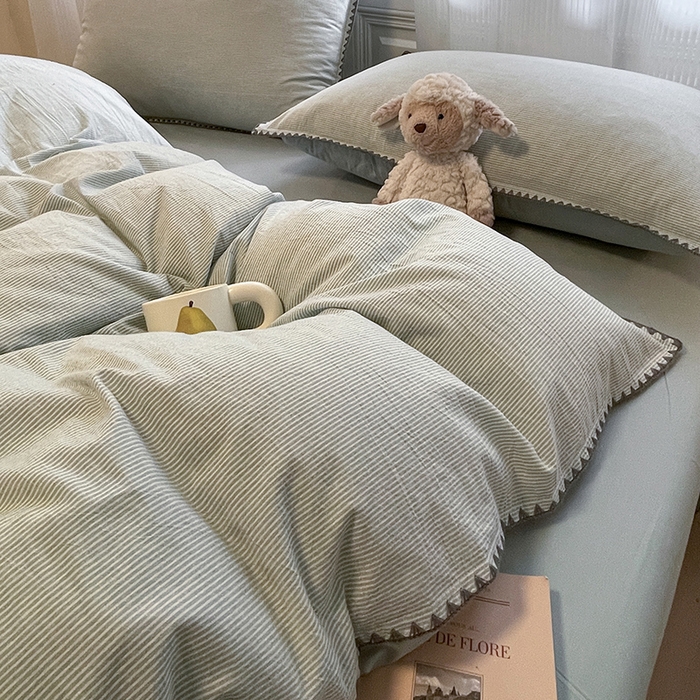 91家纺网 家纺一手货源 找家纺 蓝邻家纺 2025年新款全棉水洗棉贝壳边四件套系列 绿竖条