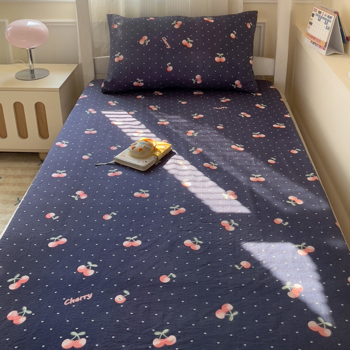 91家纺网 家纺一手货源 找家纺 纽缦家纺 2025新款云感提花双层纱学生床笠 大吉大厘