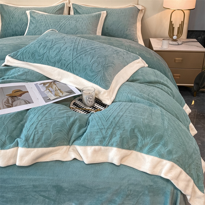 91家纺网 家纺一手货源 找家纺 金喜 2025新款高品质牛奶绒拼角四件套 南法假日-豆绿