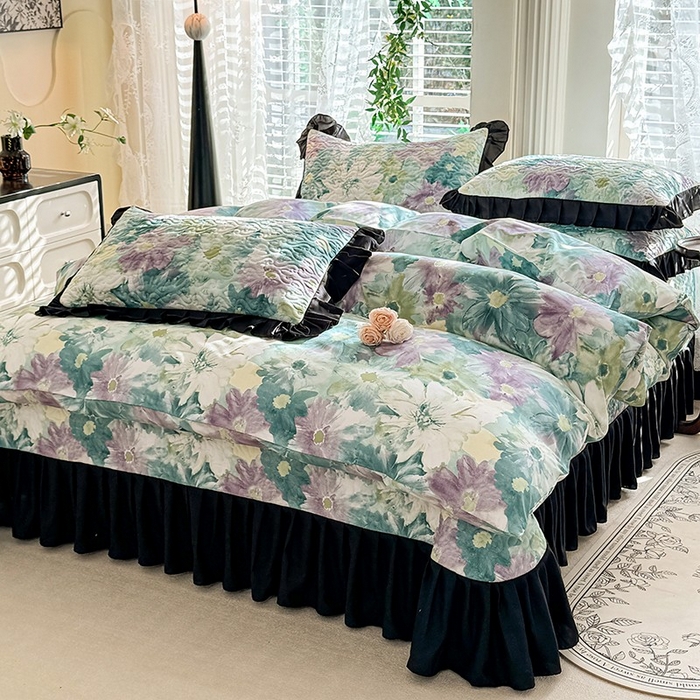 91家纺网 家纺一手货源 找家纺 金盛皇朝家纺 2025新款法式赫本风大花卉床盖四件套 水墨轻舞