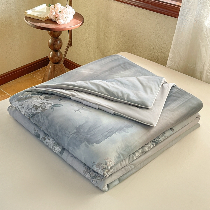 91家纺网 家纺一手货源 找家纺 小禹仔 2025新款针织凉感丝印花夏被夏凉被 花开远山咖