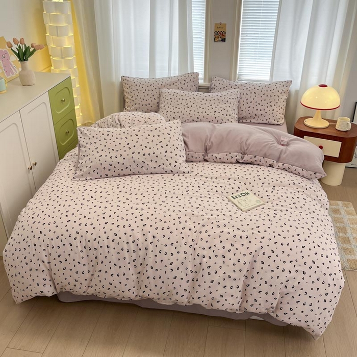 91家纺网 家纺一手货源 找家纺 新印象 2025新款有氧针织棉双层纱四件套豹纹