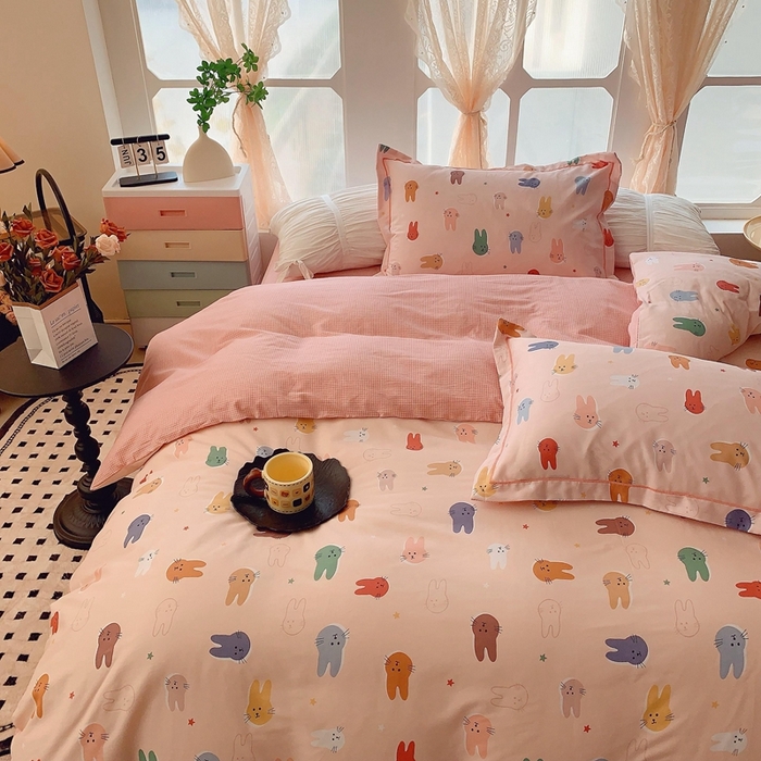 91家纺网 家纺一手货源 找家纺 奈萝家纺2025新款全棉 小号三件套 标准四件套 喵星人粉