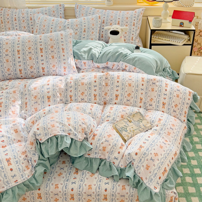 91家纺网 家纺一手货源 找家纺 纽缦家纺 2025新款云感提花双层纱韩版四件套 他和她的兔