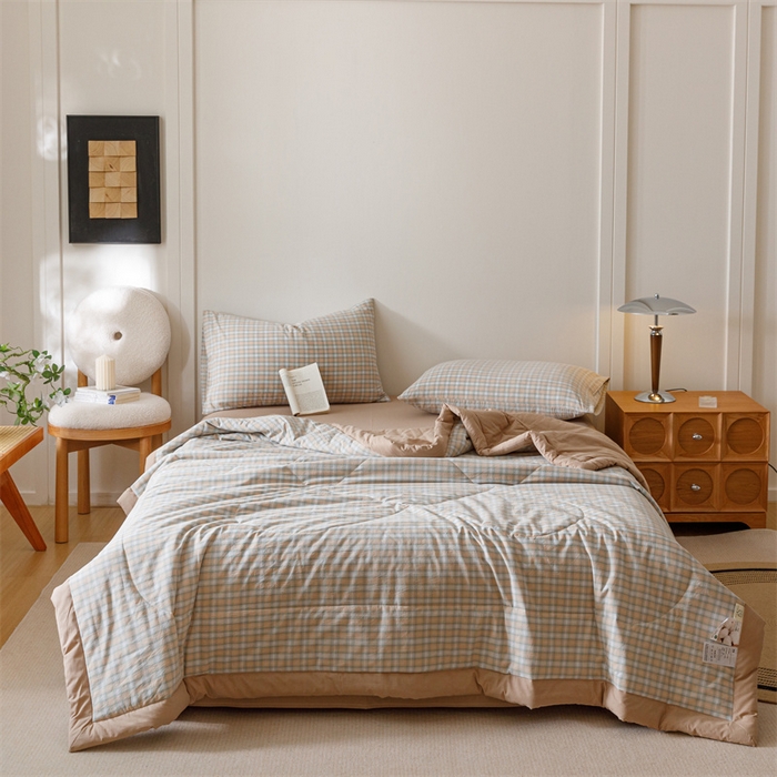 91家纺网 家纺一手货源 找家纺 恬思语家纺 2025新款全棉色织水洗棉棉花夏被  瑞吉斯 绿