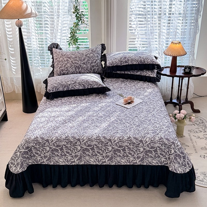 91家纺网 家纺一手货源 找家纺 金盛皇朝家纺 2025新款法式赫本风大花卉床盖四件套 如沐春风