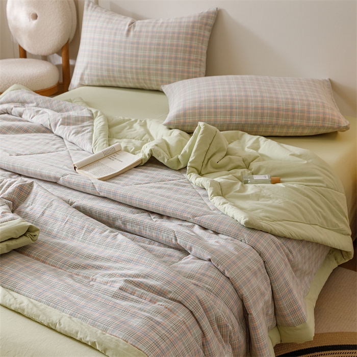 91家纺网 家纺一手货源 找家纺 恬思语家纺 2025新款全棉色织水洗棉棉花夏被  丛草集 粉