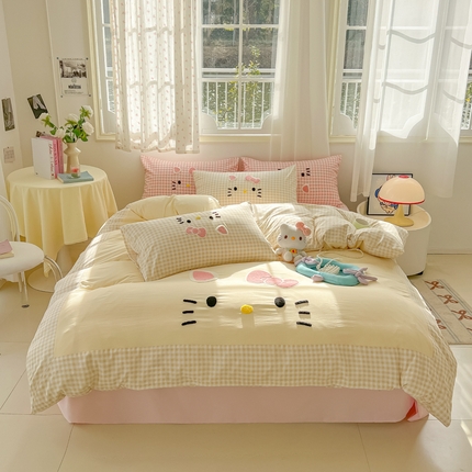 91家纺网 家纺一手货源 找家纺 （总）2025春夏新款云朵棉水洗棉毛巾绣拼角工艺四件套