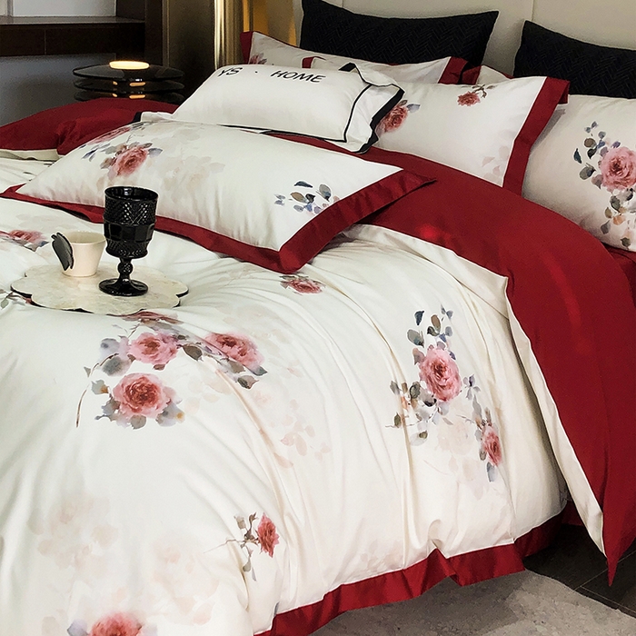 91家纺网 家纺一手货源 找家纺 薏思家纺 2025新款100支长绒棉数码印花飞边款四件套 满堂红