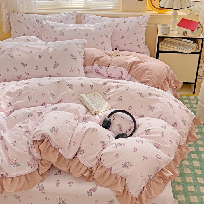 91家纺网 家纺一手货源 找家纺 纽缦家纺 2025新款云感提花双层纱韩版四件套 葡萄七分甜