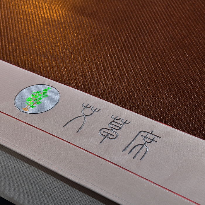 91家纺网 家纺一手货源 找家纺 小牛席业 2025新款加厚款-经典艾草养生席（床笠款）凉席藤席冰藤席冰丝席竹席草席空调席乳胶席豆豆席 艾草养生席-床笠款-黑咖