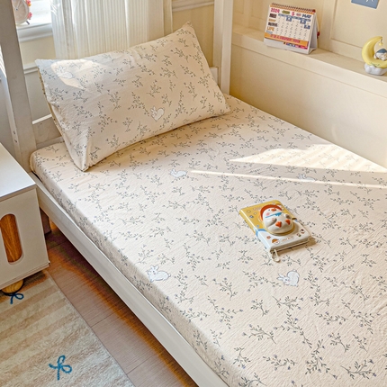 纽缦家纺 2025新款云感提花双层纱学生床笠 森田野园