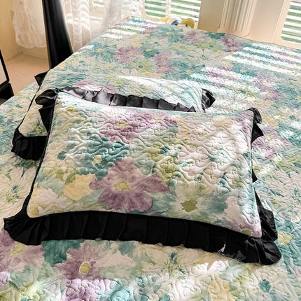 91家纺网 家纺一手货源 找家纺 金盛皇朝家纺 2025新款法式赫本风大花卉床盖四件套 水墨轻舞