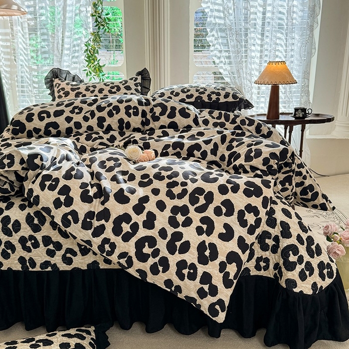 91家纺网 家纺一手货源 找家纺 （总）金盛皇朝家纺 2025新款法式赫本风大花卉床盖四件套