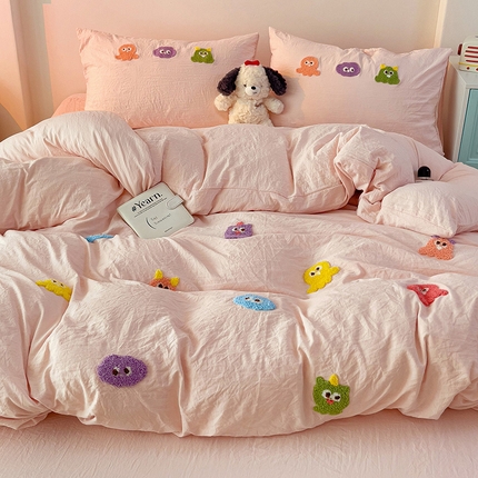 韩巢家纺  2025超柔水洗棉毛巾绣床上用品四件套-小精灵系列（提供卖家秀 ） 小精灵浅粉