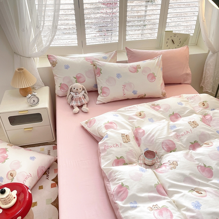 91家纺网 家纺一手货源 找家纺 丫丫家纺  2025新款13070全棉喷气小清新印花单品套件系列-四件套 蜜桃松鼠