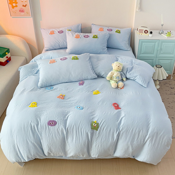 91家纺网 家纺一手货源 找家纺 （总）韩巢家纺  2025超柔水洗棉毛巾绣床上用品四件套-小精灵系列（提供卖家秀 ）