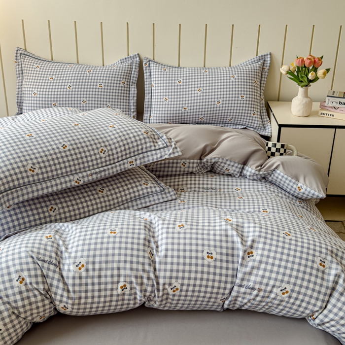 91家纺网 家纺一手货源 找家纺 可思家纺2025新款可思-简单款双层纱套件 樱桃小格蓝