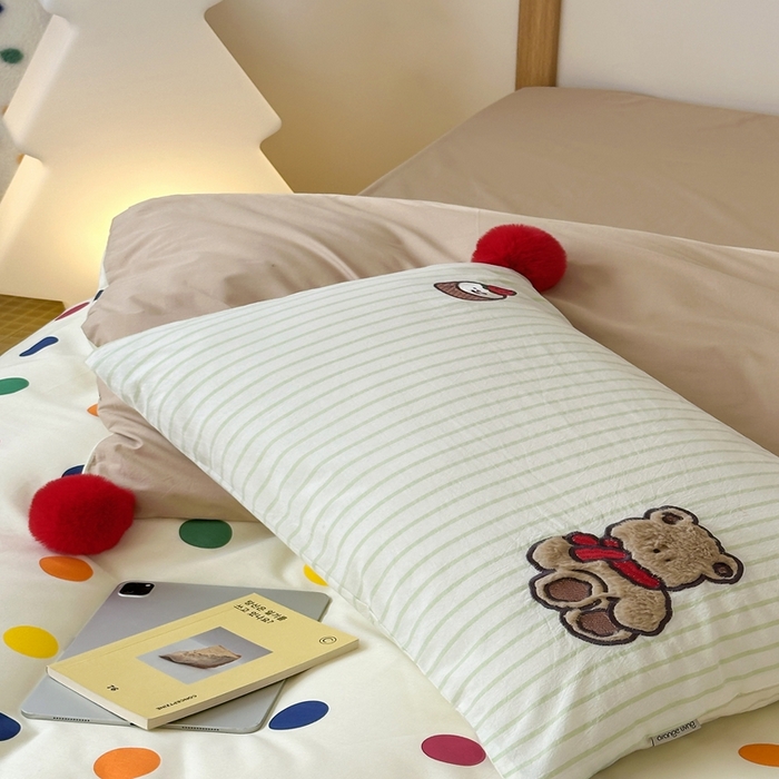 91家纺网 家纺一手货源 找家纺 桔子家纺 2025新款水洗棉蝴蝶结卡通系列 圣诞波点（棉）