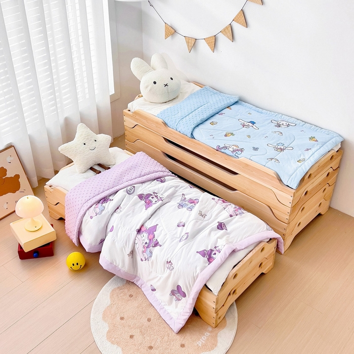 91家纺网 家纺一手货源 找家纺 御棉坊 2025新款A类三丽鸥凉感丝豆豆儿童夏被 派对库洛米