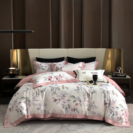 91家纺网 家纺一手货源 找家纺 薏思家纺 2025新款100支长绒棉数码印花飞边款四件套 醉美人-豆沙