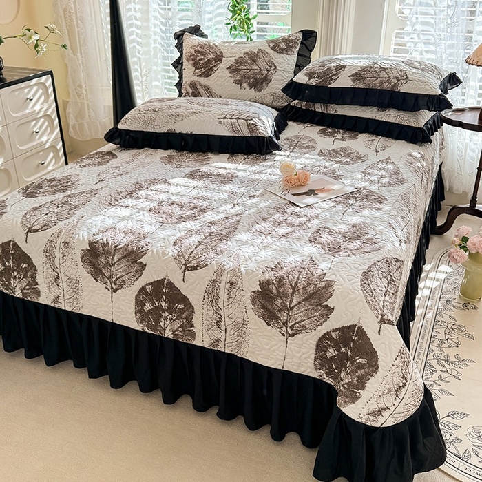 91家纺网 家纺一手货源 找家纺 金盛皇朝家纺 2025新款法式赫本风大花卉床盖四件套 枝叶扶苏